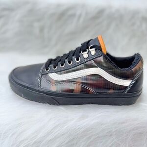 Vans Old Skool MTE Black/Camo All-Weather Sneakers - Men 7/ Wmns 8.5 VN0A348F2TI